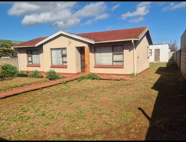 3 BEDROOM HOUSE FOR SALE IN MOTHERWELL NU 5